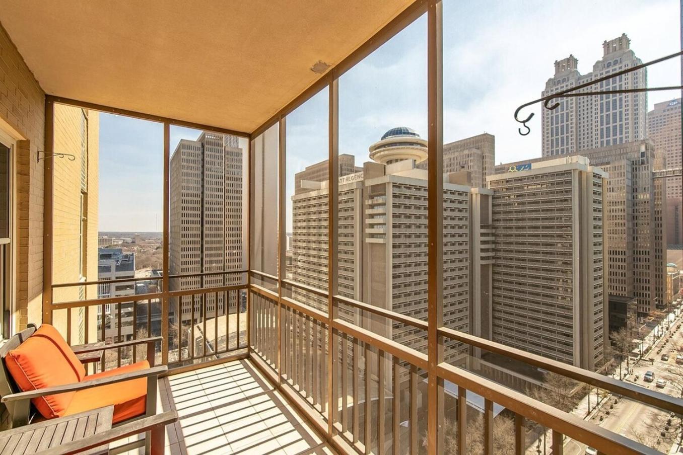 High Rise Downtown Condo With Skyline View Atlanta Eksteriør billede