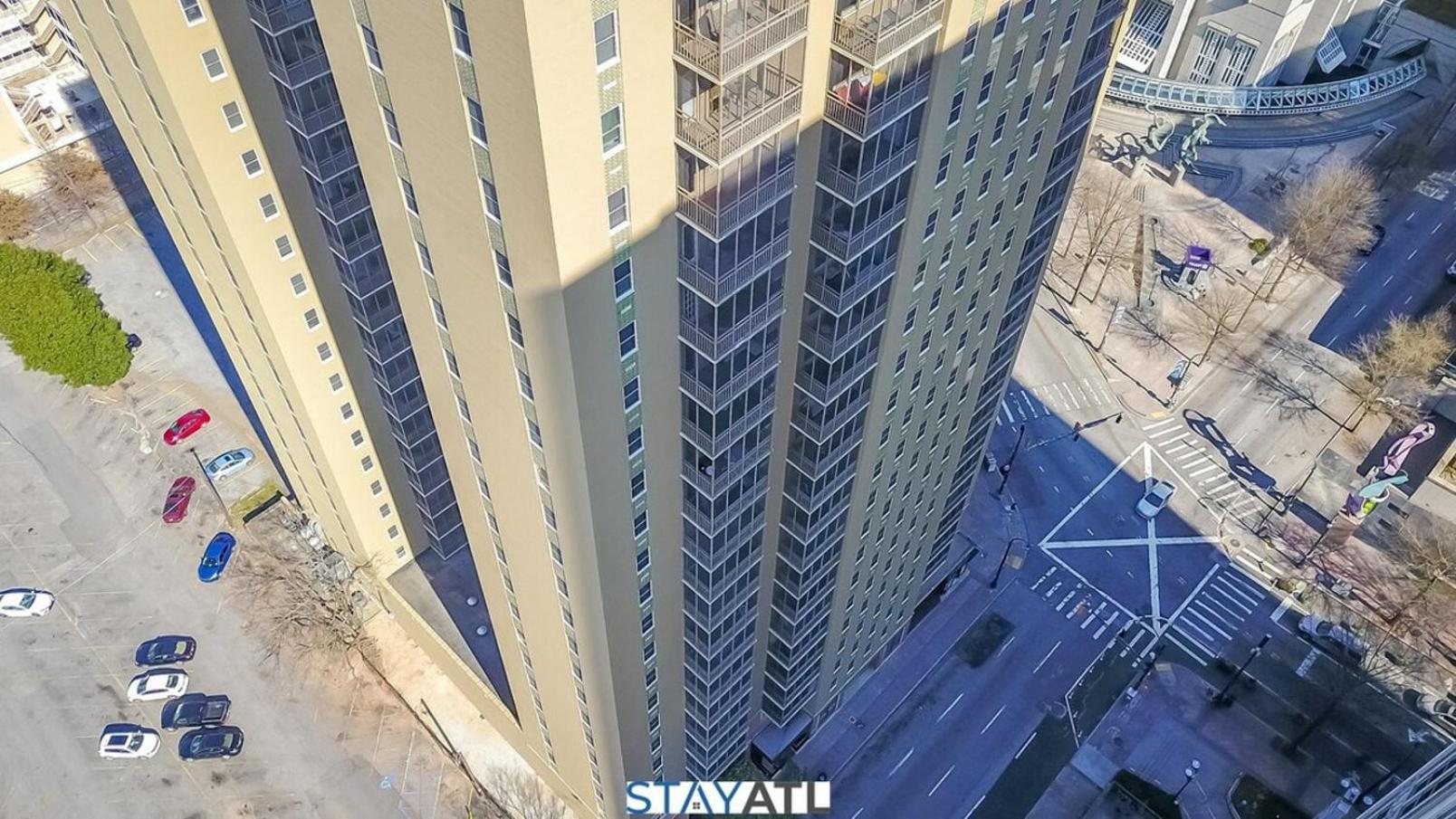 High Rise Downtown Condo With Skyline View Atlanta Eksteriør billede